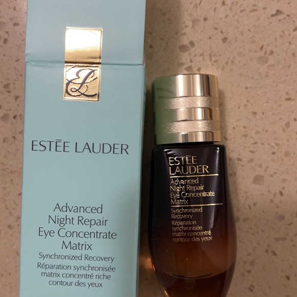 ESTEE LAUDER ANR Eye Concentrate Matrix（new in box) - Picture 1 of 3